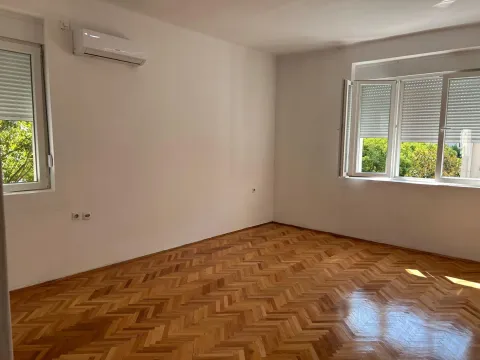 Prodaja, dvosoban stan, 69m², Podgorica, Crna Gora - image 8