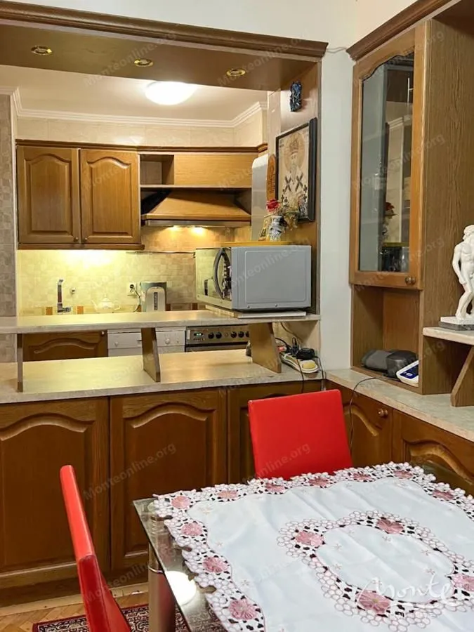 Prodaja, trosoban stan, 114m², Babilonija, Budva