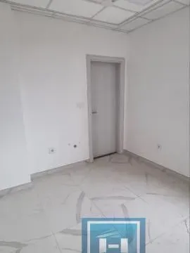 Rent, office space, 200m², Vranje, Srbija - image 11