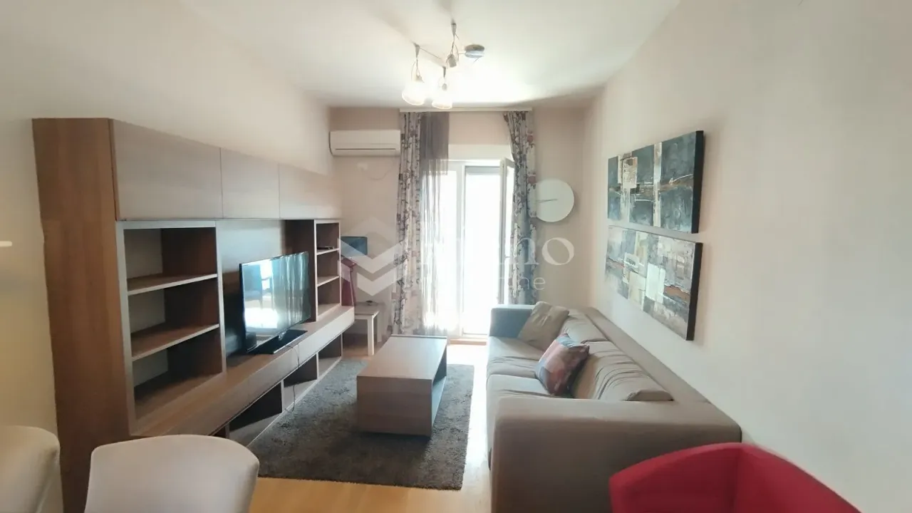 Rent, one bedroom apartment, 40m², City Kvart, Podgorica