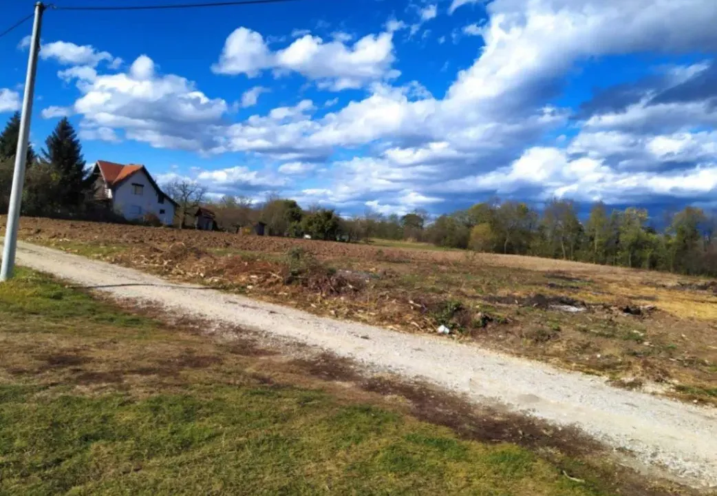 Prodaja, plac, 5500m², Čačak, Srbija