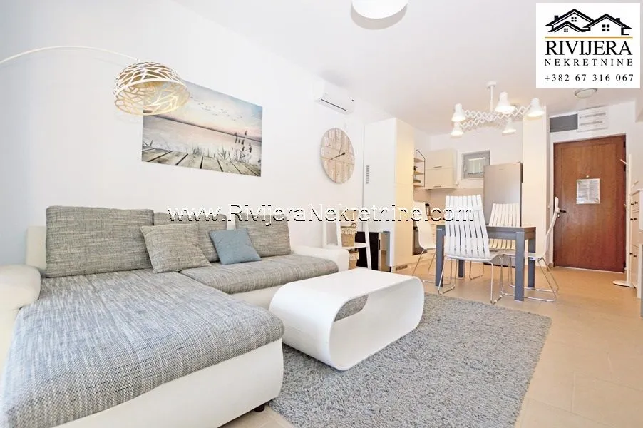 Prodaja, dvosoban stan, 73m², Đenovići, Herceg Novi