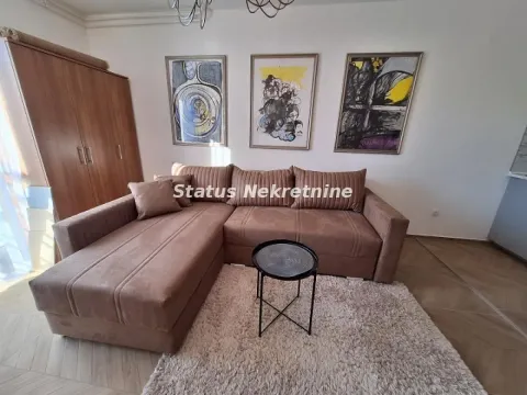 Izdavanje, garsonjera, 28m², Bulevar Oslobodjenja, Novi Sad Sve Podlokacije - image 3