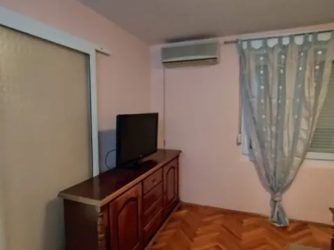 Rent, two bedroom apartment, 60m², Preko Morače, Podgorica - image 3