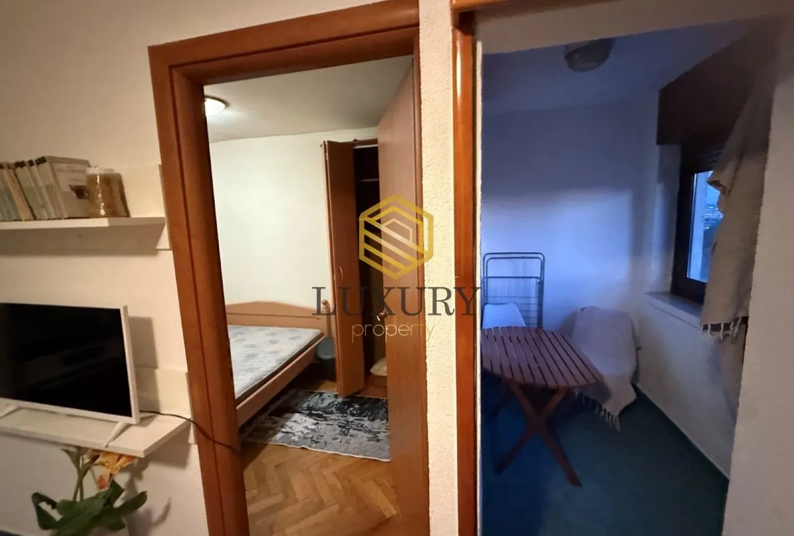 Rent, one bedroom apartment, 40m², Blok 5, Podgorica