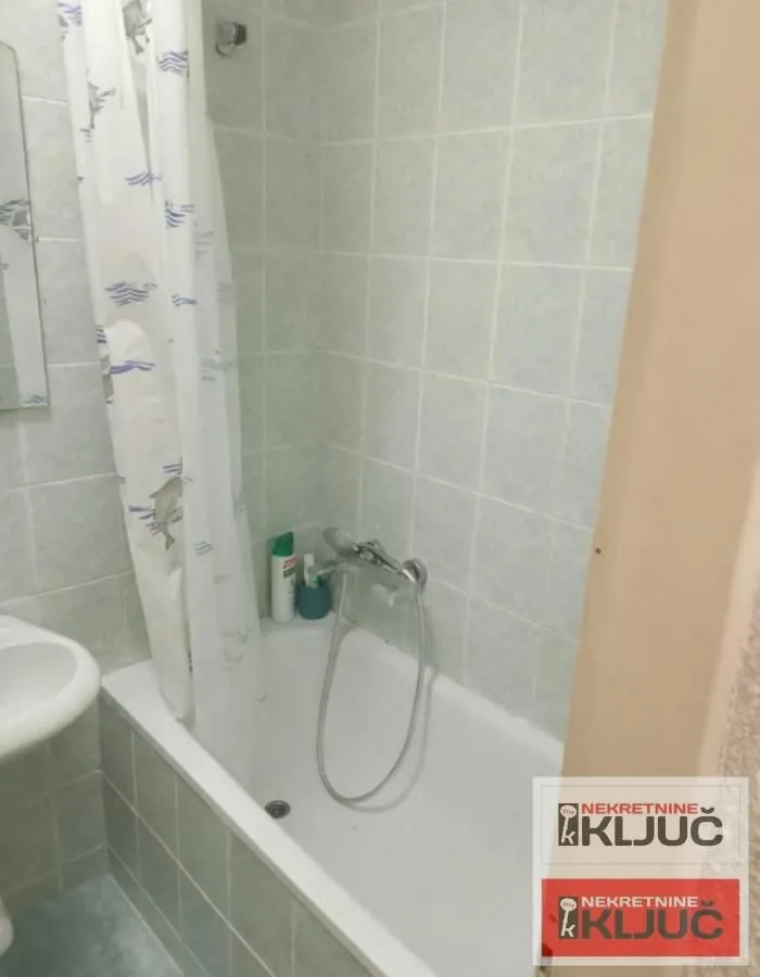 Prodaja, dvosoban stan, 44m², Grbavica, Novi Sad Sve Podlokacije