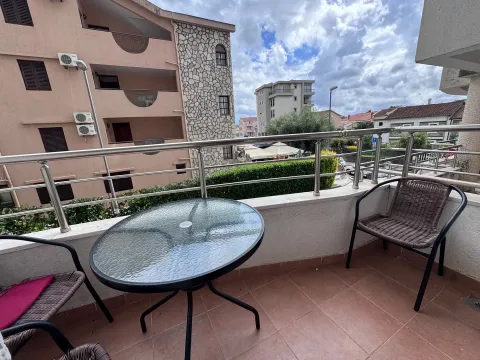 Rent, two bedroom apartment, 82m², Babilonija, Budva - image 6