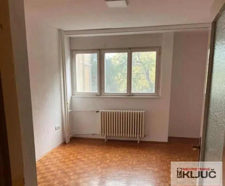 Izdavanje, trosoban stan, 78m², Liman 3, Novi Sad Sve Podlokacije