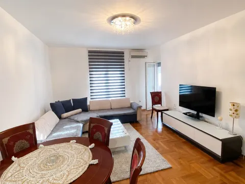Rent, two bedroom apartment, 54m², Tuški Put, Podgorica - image 2