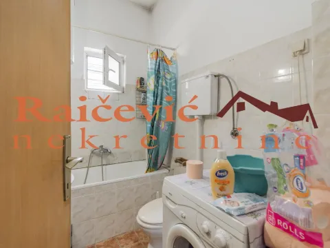 Prodaja, trosoban stan, 71m², Voždovac Sve Podlokacije, Beograd - image 10