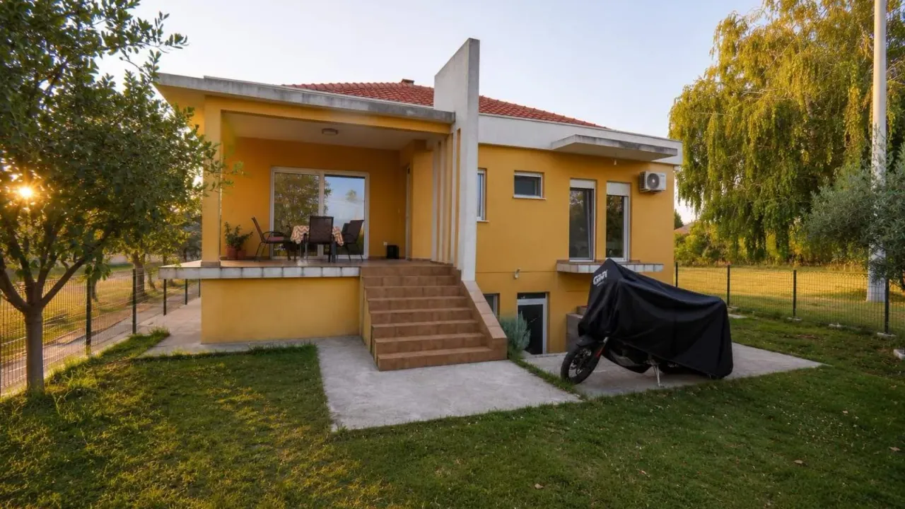 Rent, house, 160m², Zeta, Podgorica
