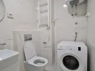 Izdavanje, jednosoban stan, 54m², Central Point, Podgorica - image 12