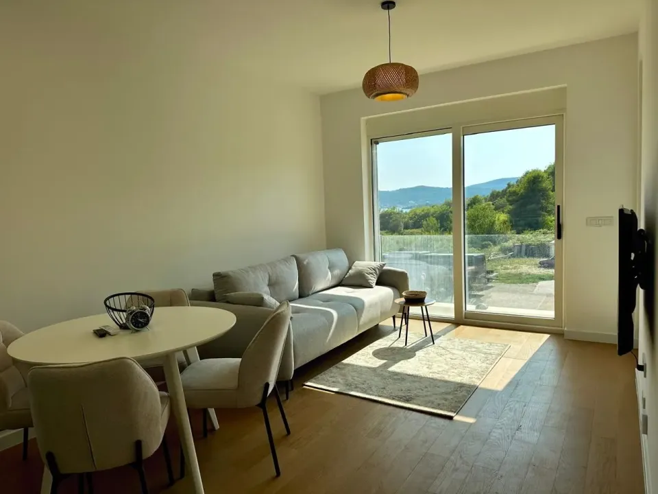 Rent, one bedroom apartment, 37m², Mrčevac, Tivat