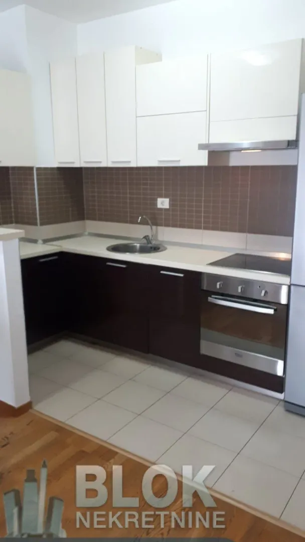 Rent, one bedroom apartment, 55m², City Kvart, Podgorica