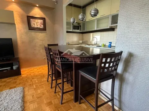 Prodaja, trosoban stan, 72m², Novi Beograd Blok 64, Novi Beograd Sve Podlokacije - image 6
