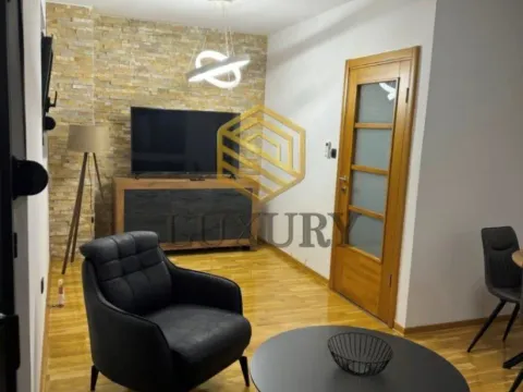 Izdavanje, jednosoban stan, 65m², Murtovina, Podgorica - image 12