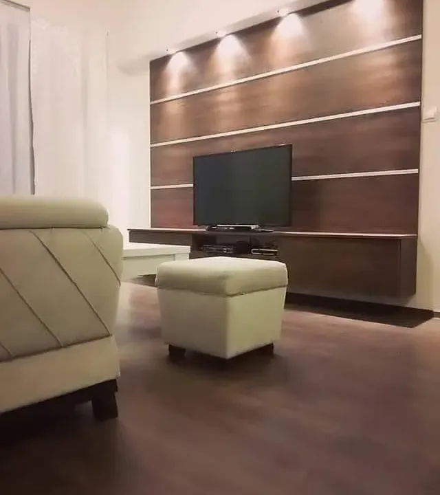 Izdavanje, dvosoban stan, 80m², Škaljari, Kotor