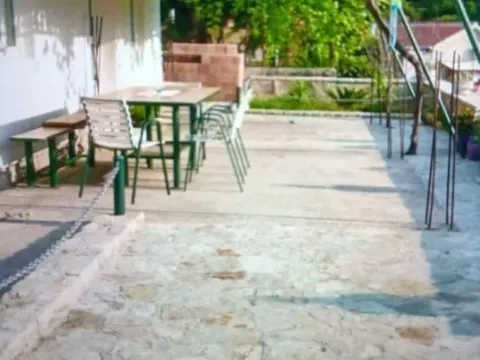 Prodaja, kuća, 60m², Zelenika, Podgorica - image 2