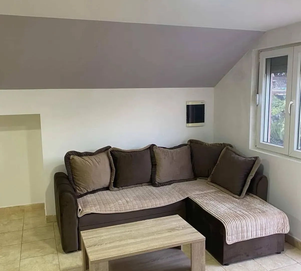 Rent, one bedroom apartment, 45m², Momišići, Podgorica