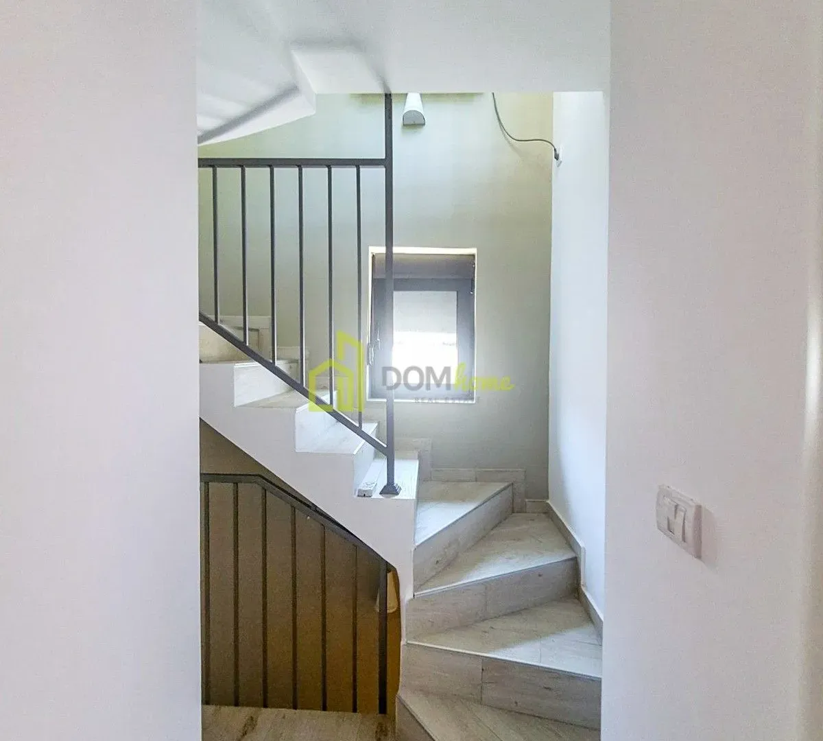 Prodaja, kuća, 175m², Bar, Crna Gora
