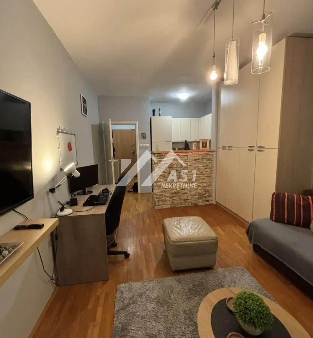 Rent, apartment, 32m², Rotkvarija, Novi Sad Sve Podlokacije