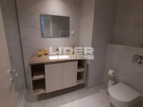 Rent, two bedroom apartment, 54m², Savski Venac, Beograd - image 6