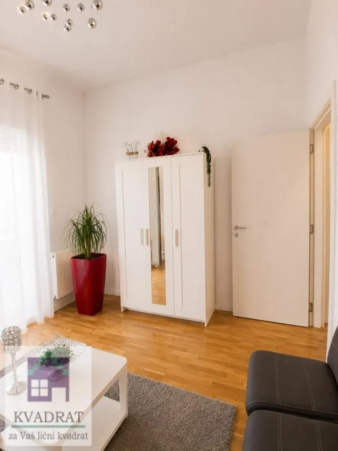 Prodaja, četvorosoban stan, 133m², Telep, Novi Sad Sve Podlokacije