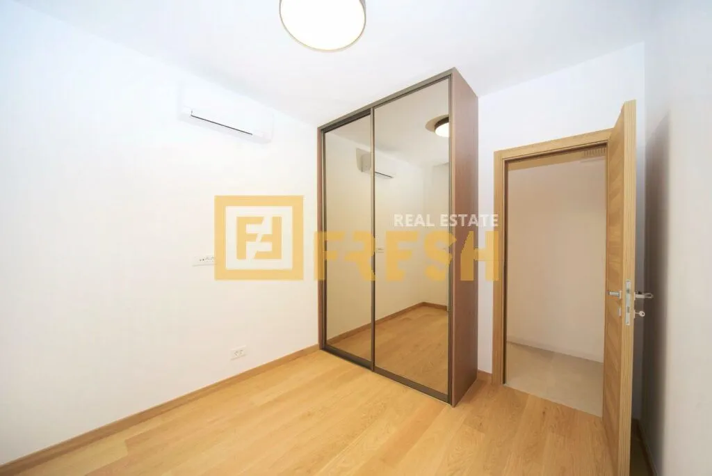 Rent, three bedroom apartment, 104m², City Kvart, Podgorica