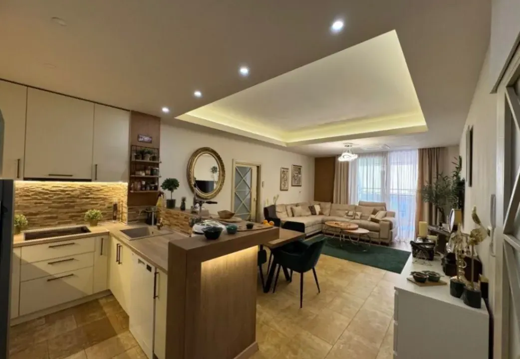 Sale, two bedroom apartment, 82m², Centar, Budva