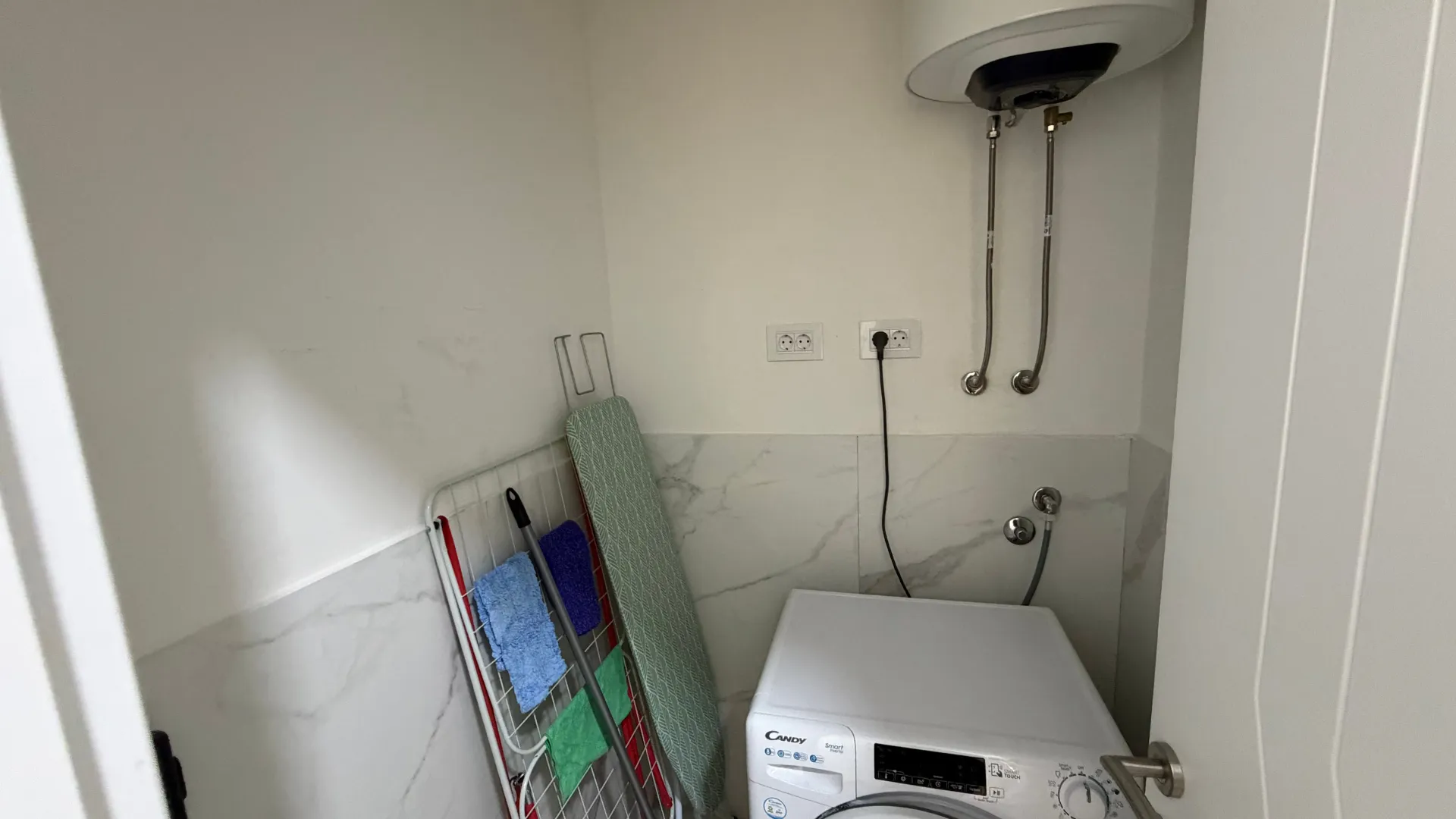 Izdavanje, jednosoban stan, 56m², Centar, Podgorica