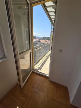 Sale, two bedroom apartment, 63m², Medijana, Niš - image 5