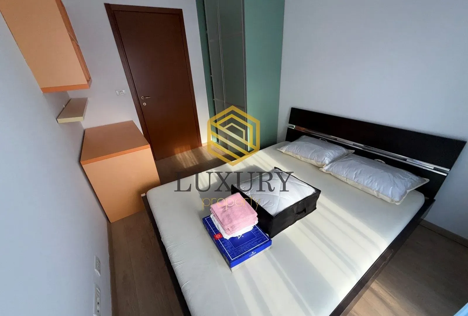 Izdavanje, dvosoban stan, 75m², City Kvart, Podgorica