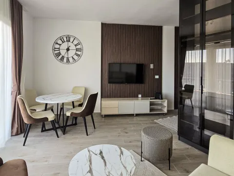 Prodaja, garsonjera, 32m², Sutomore, Bar - image 1