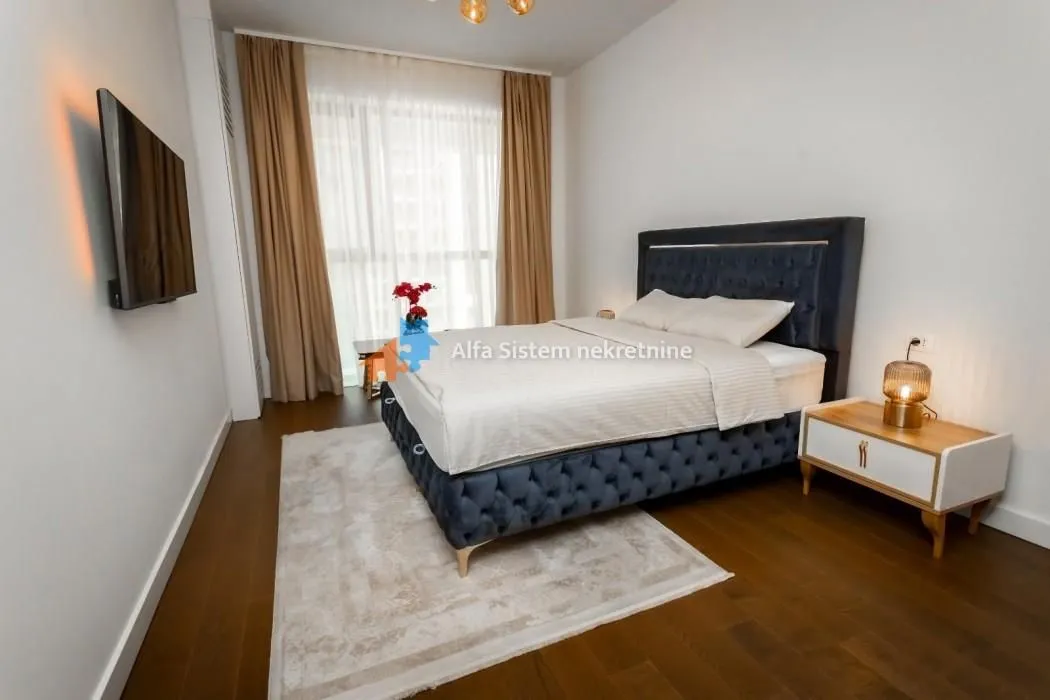 Rent, three bedroom apartment, 120m², Savski Venac, Beograd