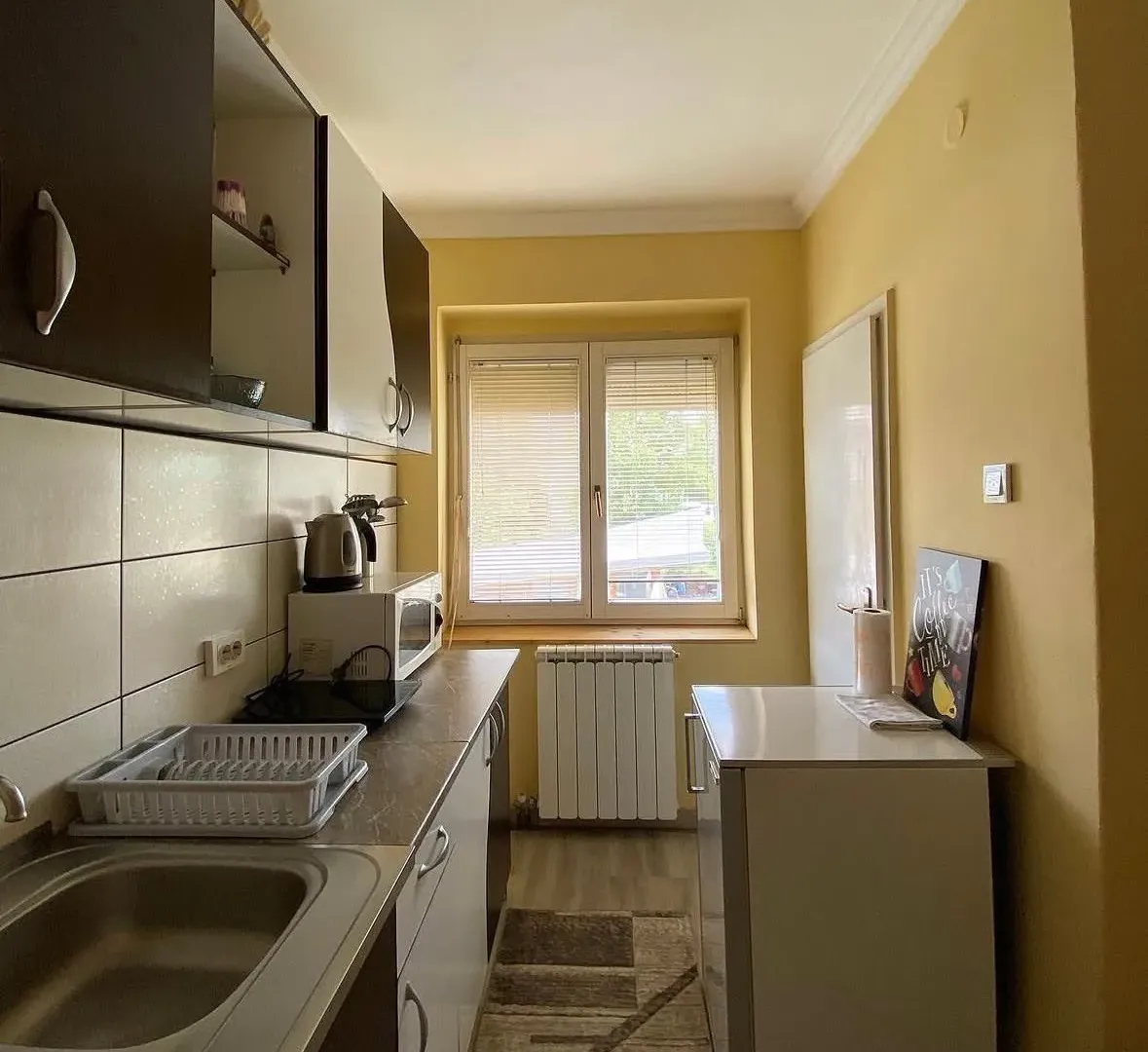 Izdavanje, dvosoban stan, 60m², Centar, Žabljak