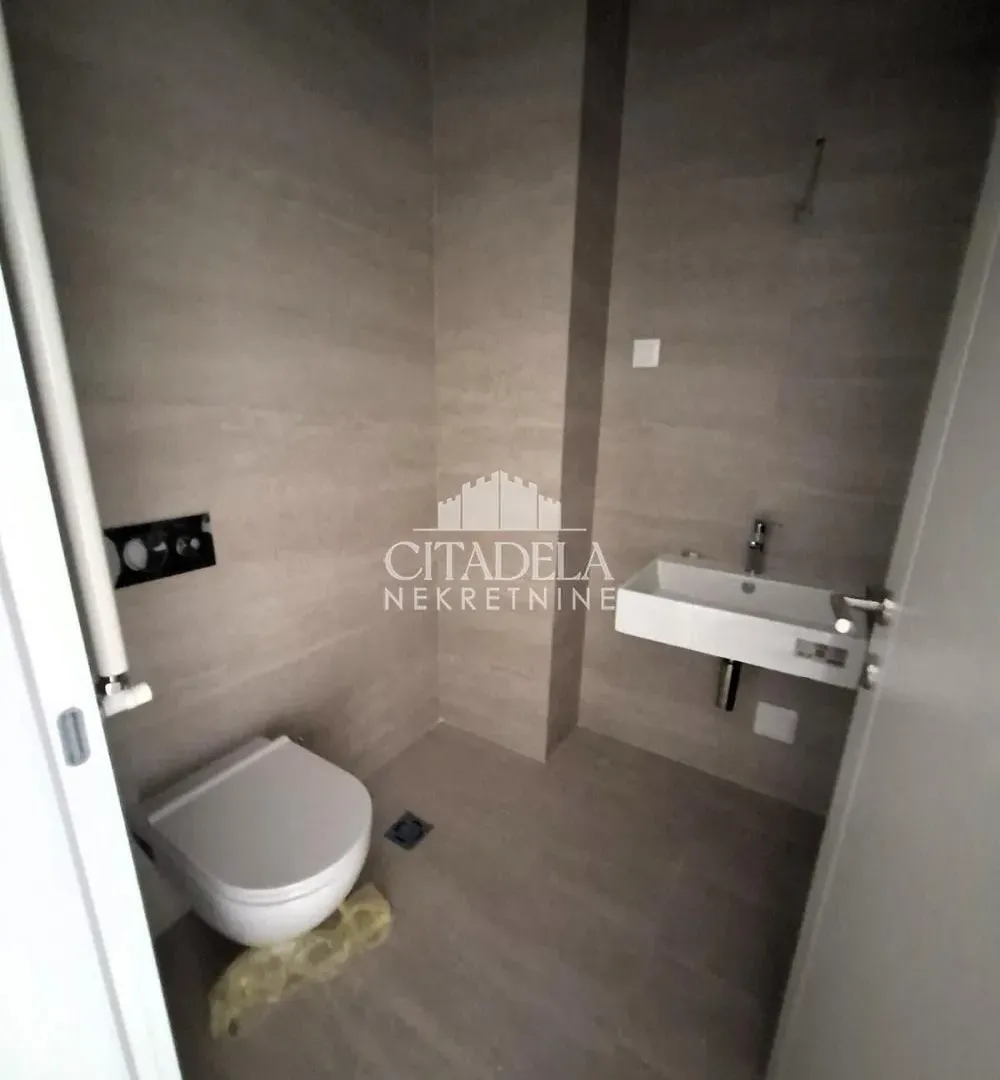 Sale, four bedroom apartment, 115m², Čukarica, Beograd