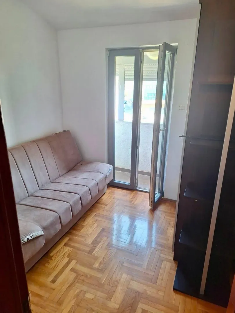 Rent, one bedroom apartment, 38m², City Kvart, Podgorica