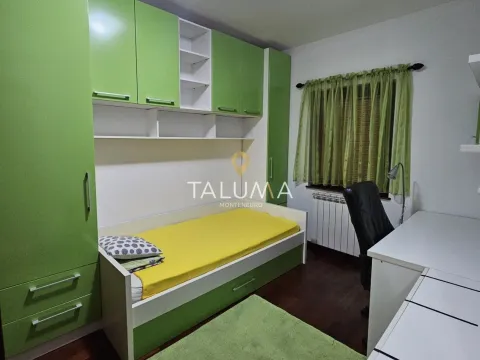 Rent, three bedroom apartment, 100m², Gorica C, Podgorica - image 7