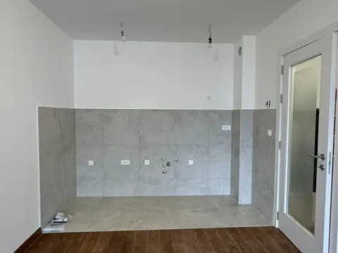 Rent, two bedroom apartment, 64m², Podgorica, Crna Gora - image 2
