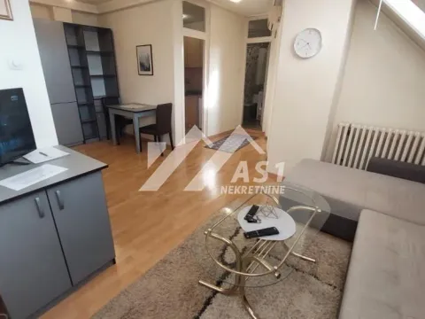 Izdavanje, dvosoban stan, 40m², Podbara, Novi Sad Sve Podlokacije - image 1