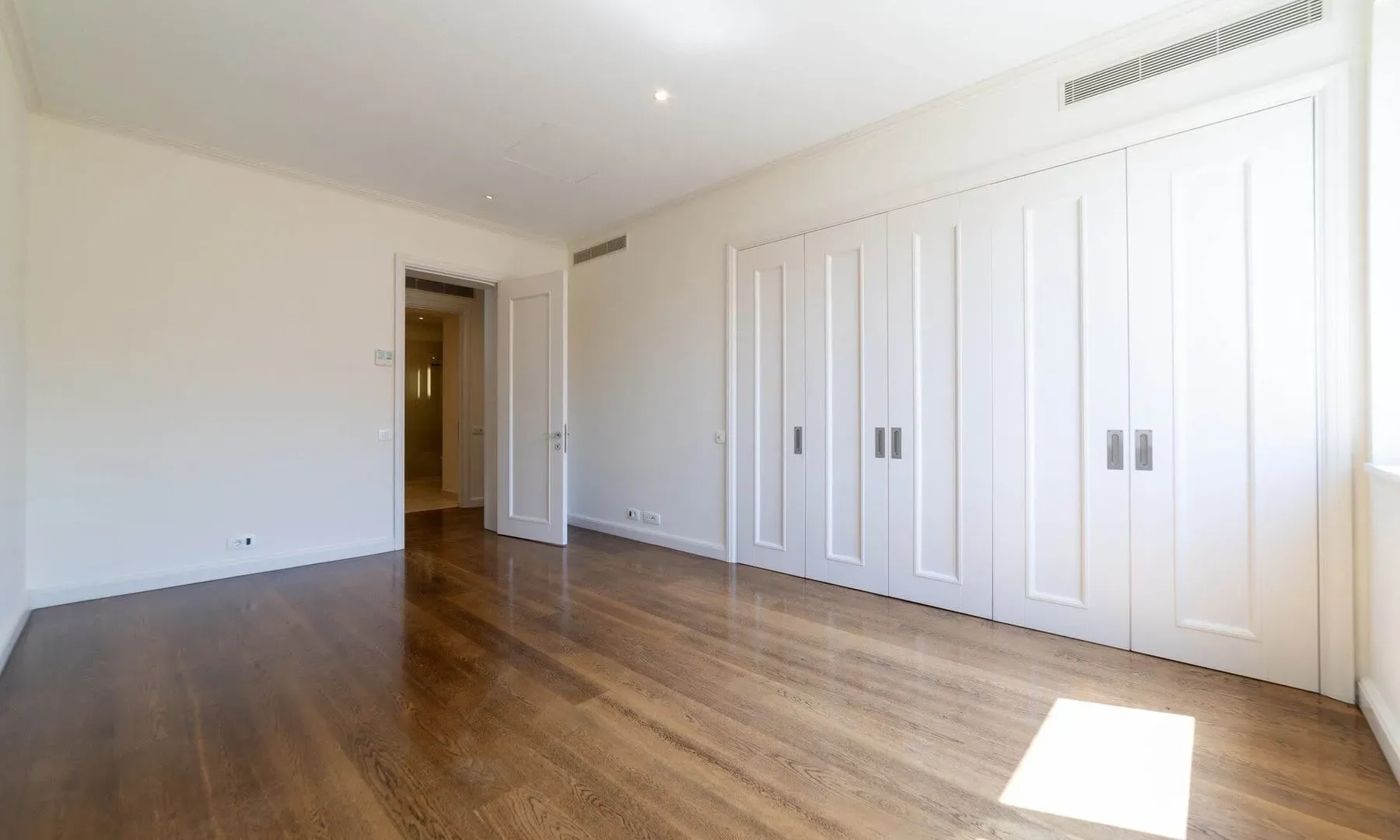 Prodaja, trosoban stan, 228m², Porto Montenegro, Tivat
