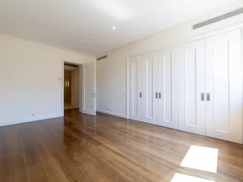 Prodaja, trosoban stan, 228m², Porto Montenegro, Tivat - image 21