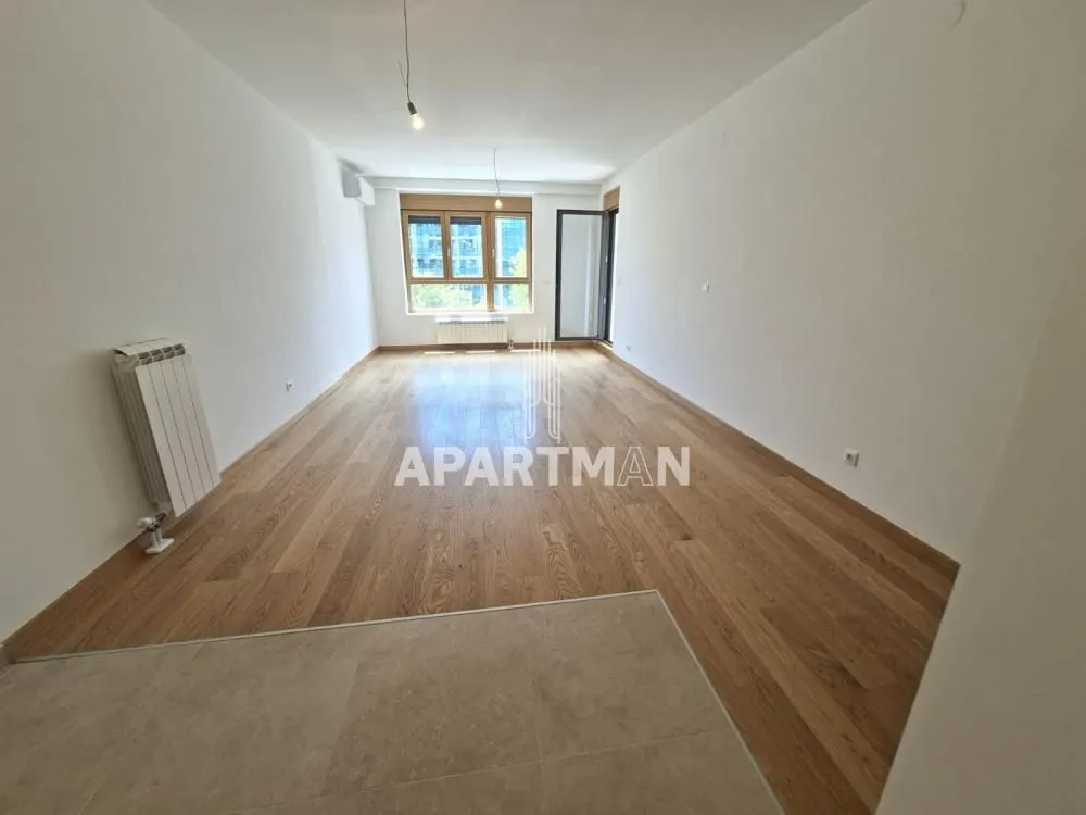 Sale, four bedroom apartment, 106m², Novi Beograd Blok 65, Novi Beograd Sve Podlokacije