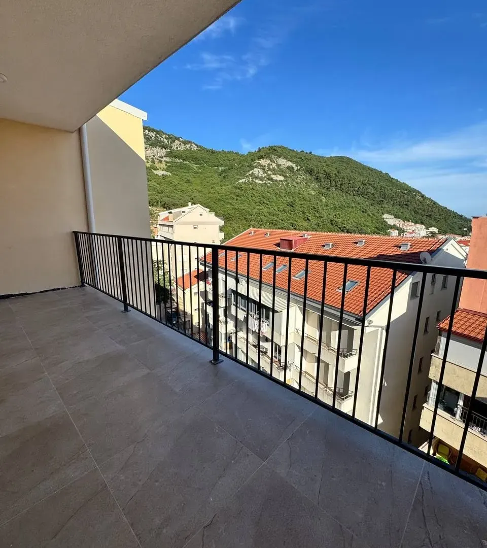 Sale, one bedroom apartment, 60m², Lazi, Budva