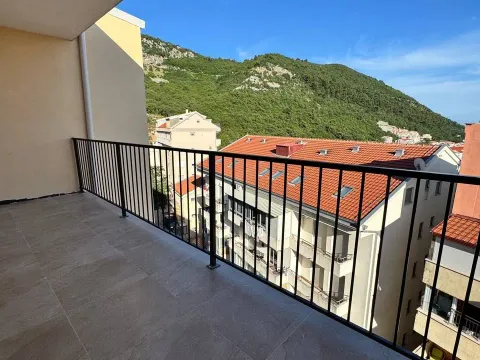 Sale, one bedroom apartment, 60m², Lazi, Budva - image 2