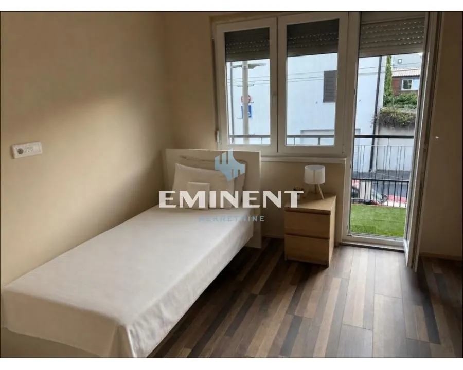 Rent, three bedroom apartment, 85m², Lekino Brdo, Voždovac Sve Podlokacije