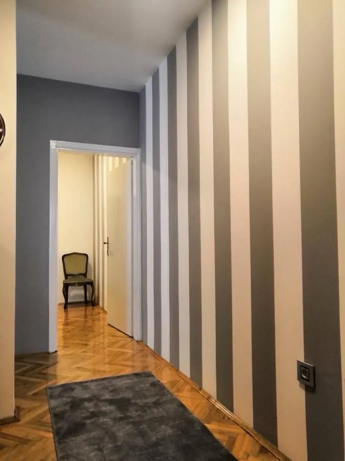 Prodaja, dvosoban stan, 64m², Centar, Novi Sad