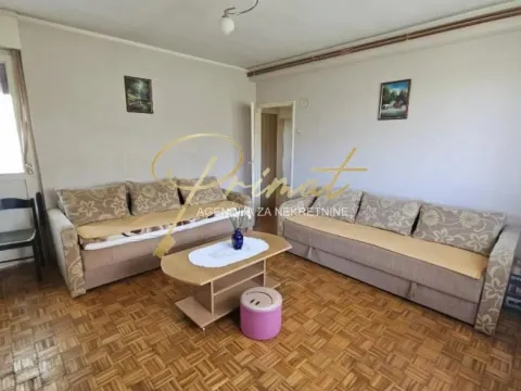 Stan in Padinska Skela