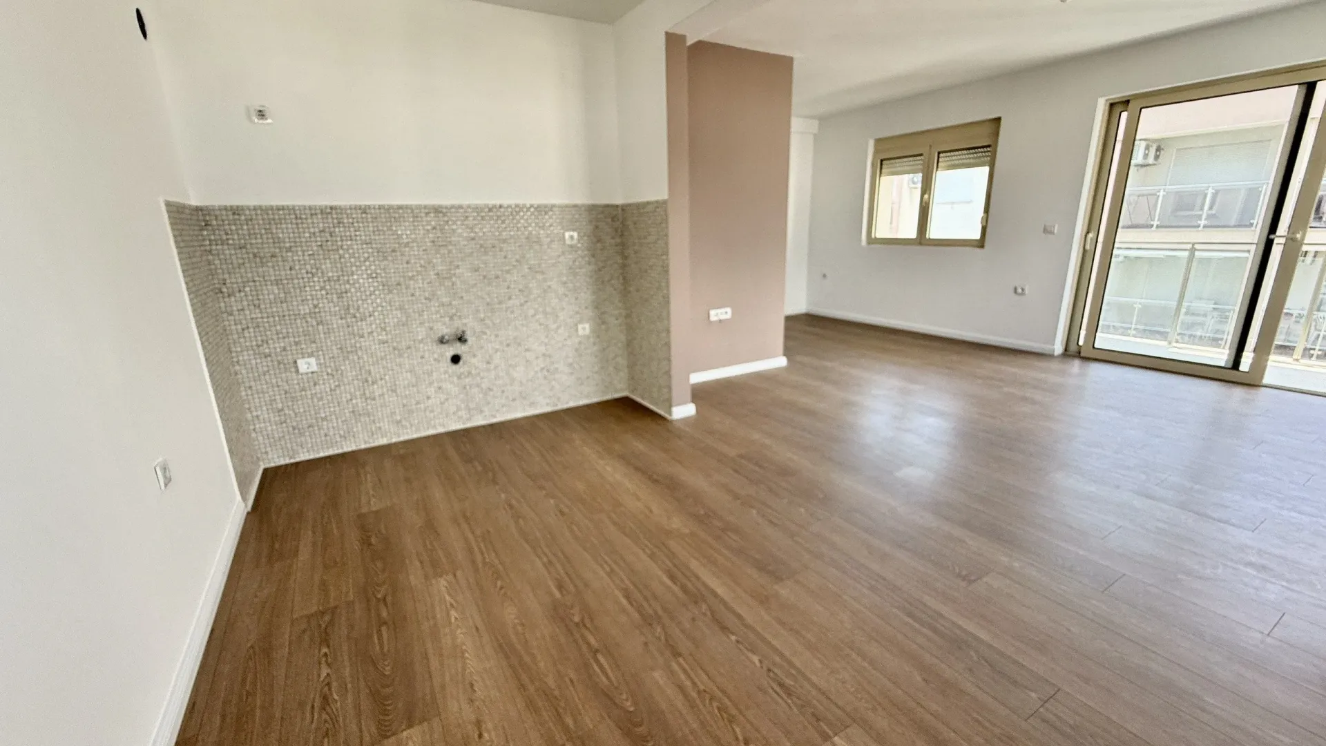 Prodaja, jednosoban stan, 58m², Bar, Crna Gora