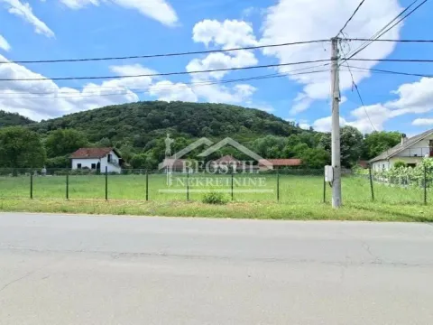 Zemljište in Voždovac Sve Podlokacije